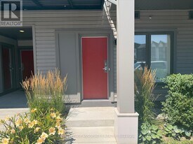 2635 William Jackson Dr in Pickering, ON - Building Photo