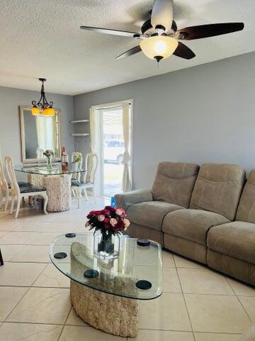 4301 NW 1st Terrace in Pompano Beach, FL - Building Photo - Building Photo