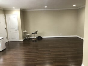 1126 N Central Ave, Unit 202 in Glendale, CA - Foto de edificio - Building Photo
