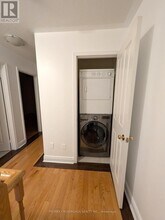 21 Wilkes Crescent in Toronto, ON - Building Photo - Building Photo