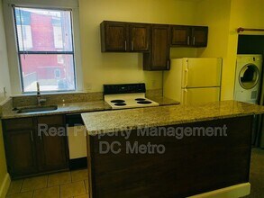 815 Maryland Ave NE in Washington, DC - Building Photo - Building Photo