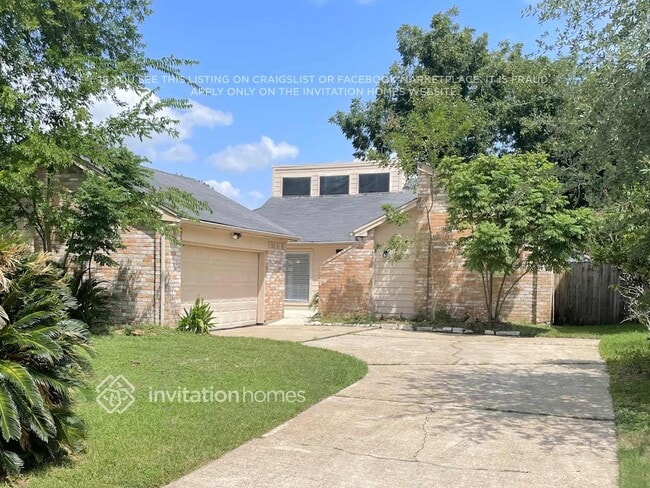 property at 13414 Pantano Dr