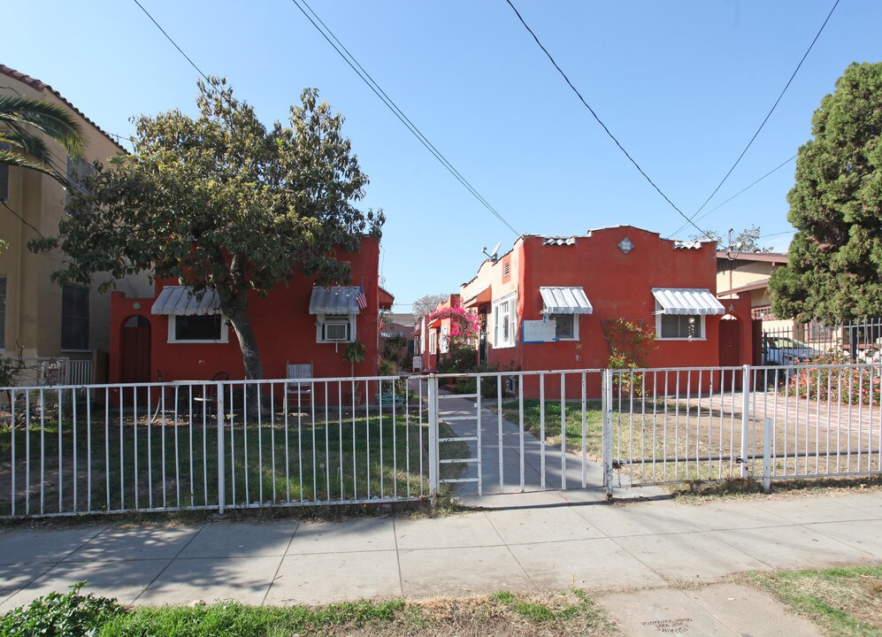 1183 N Ardmore Ave in Los Angeles, CA - Building Photo