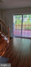 7316 Outhaul Ln in Burke, VA - Building Photo - Building Photo