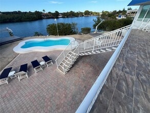 7760 Aviation Blvd in Marathon, FL - Building Photo - Building Photo