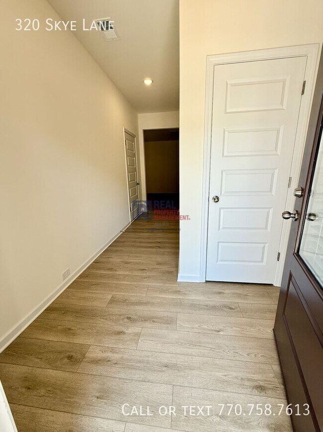 320 Skye Ln in Cartersville, GA - Building Photo - Building Photo