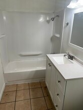 32139 N Floral St in Visalia, CA - Building Photo - Building Photo