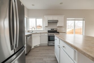 20688 White Dove Ln in Bend, OR - Building Photo - Building Photo