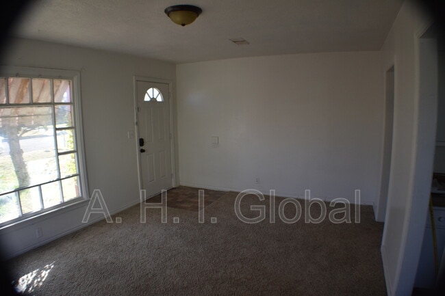 1916 S Seminole St in Amarillo, TX - Building Photo - Building Photo
