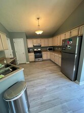 4324 Roundtable Ct in West Lafayette, IN - Foto de edificio - Building Photo