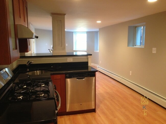 property at 672 Washington St