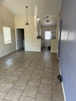11192 Kimberly Ave, Unit A in Englewood, FL - Building Photo