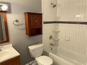 4420 Arts St in New Orleans, LA - Foto de edificio - Building Photo