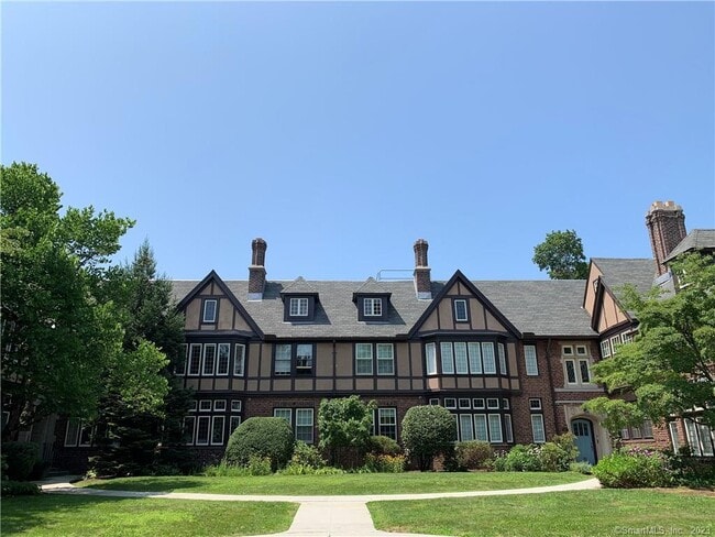 property at 468 Whitney Ave