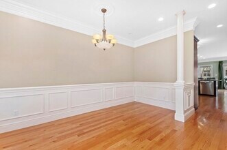 68 Waverley Ave in Newton, MA - Building Photo - Building Photo