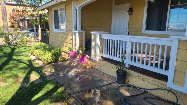 410 N Buena Vista St