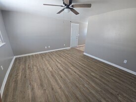 7718 Blackshear Dr in Dayton, OH - Building Photo