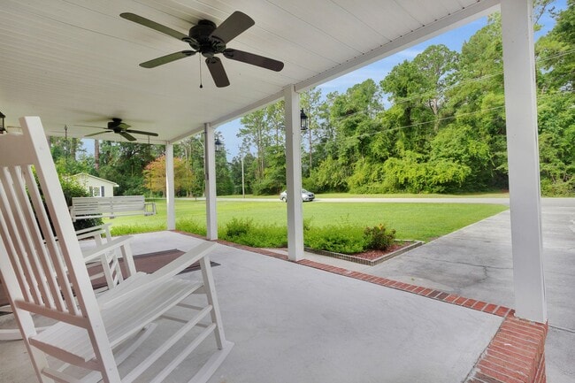 120 Bernhurst Rd in New Bern, NC - Building Photo - Building Photo