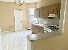 47 Wales Ave in Jersey City, NJ - Building Photo