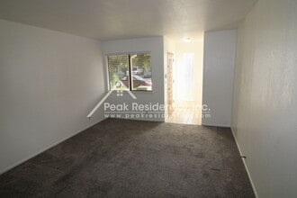 4819 Suncrest Way in Fair Oaks, CA - Building Photo - Building Photo