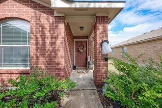 921 Dexter Dr in Leander, TX - Building Photo - Building Photo