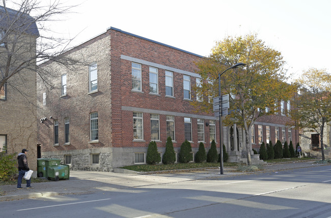 1930 Papineau in Montréal, QC - Building Photo - Primary Photo