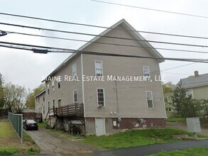 76 Court St in Bangor, ME - Building Photo - Building Photo