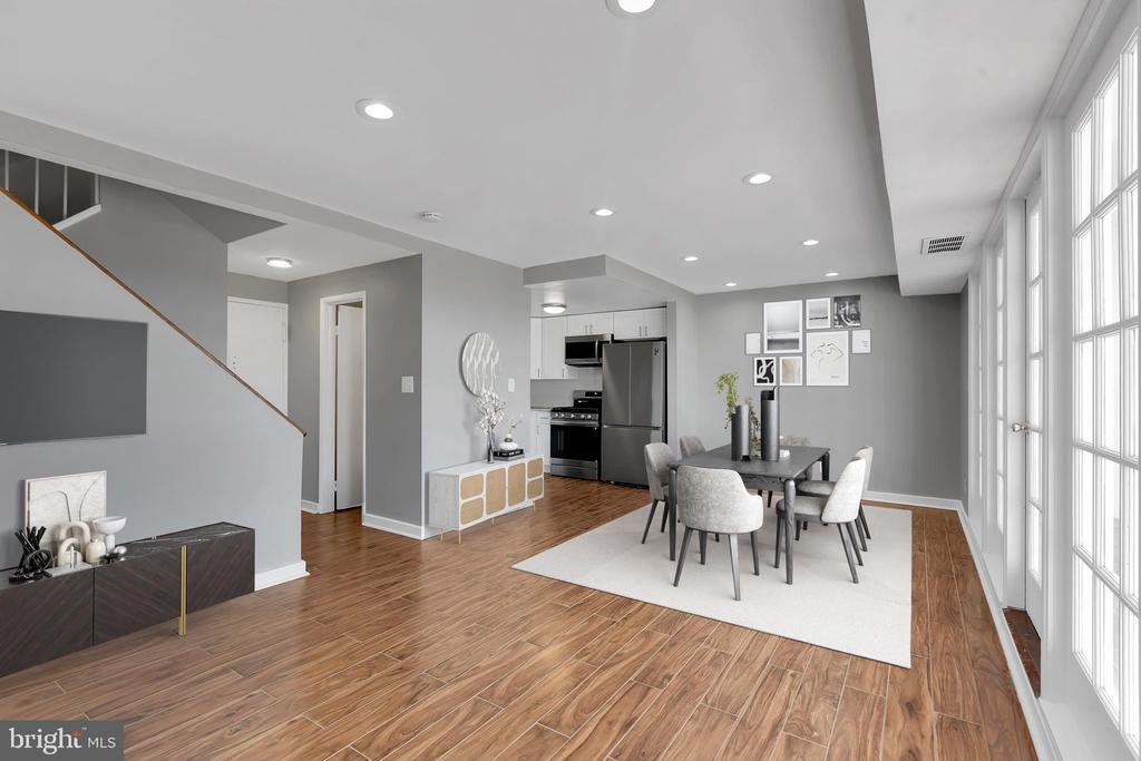 10850 Green Mountain Cir in Columbia, MD - Building Photo