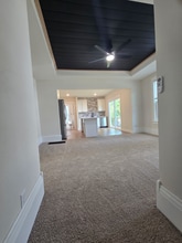 116 W Broadway St, Unit 1 in Stoughton, WI - Foto de edificio - Building Photo