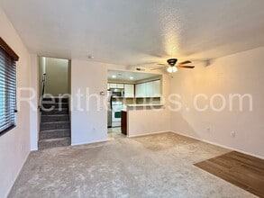 3927-80 Nobel Dr in San Diego, CA - Building Photo - Building Photo
