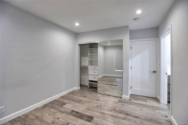 1640 Cumberland Terrace in Glendale, CA - Building Photo - Building Photo