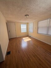 1262 Woodlawn Ter in Clearwater, FL - Foto de edificio - Building Photo