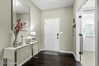 6918 Beckingham Blvd in Louisville, KY - Building Photo - Building Photo