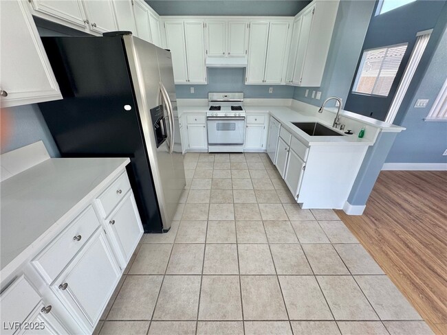 1736 Pomerado Dr in Las Vegas, NV - Building Photo - Building Photo