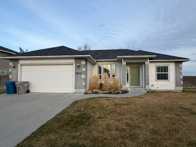 property at 1820 SW Silverstone Ave