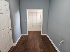 4909 W Roosevelt Rd, Unit 1R in Cicero, IL - Building Photo - Building Photo