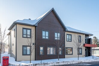 4010 Saint-Georges St in Lévis, QC - Building Photo - Building Photo