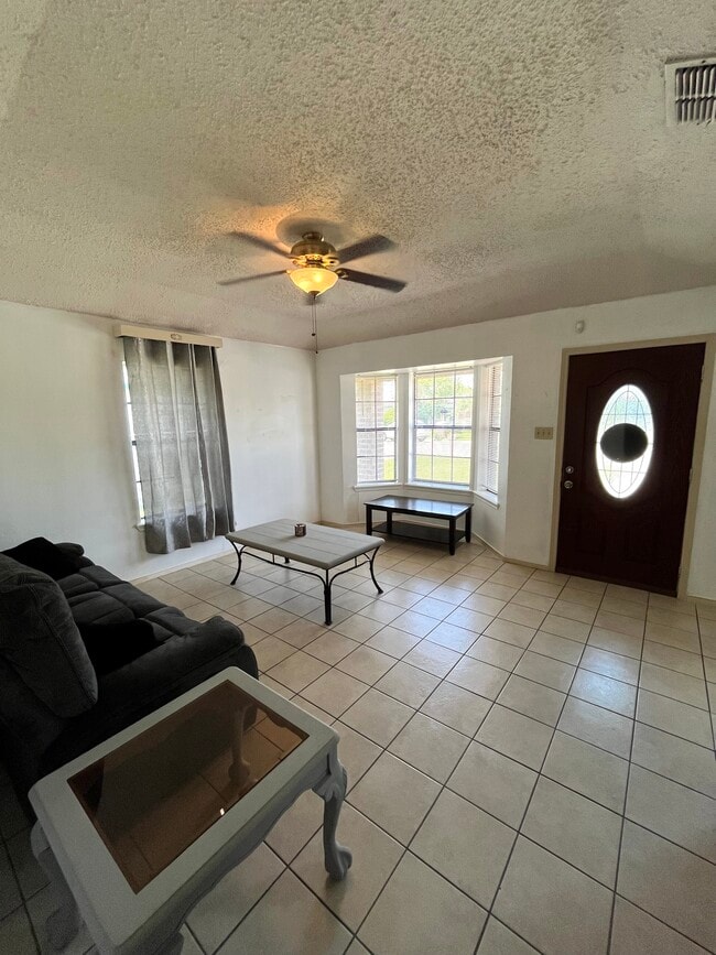 510 Ferree St in Harlingen, TX - Building Photo - Building Photo