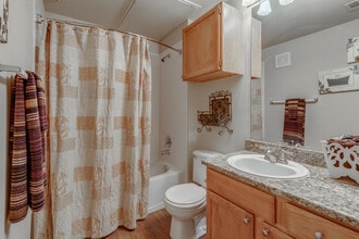 Mansions at Riverside in Tulsa, OK - Building Photo - Interior Photo