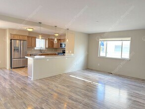 632 SE Glengarry Place in Bend, OR - Building Photo - Building Photo