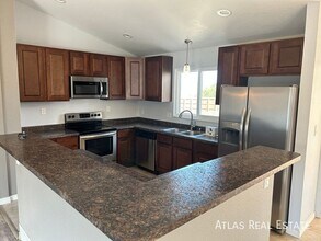 2660 Purgatory Dr in Colorado Springs, CO - Building Photo - Building Photo