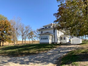 27419 Elmtree Rd in Treynor, IA - Building Photo - Building Photo