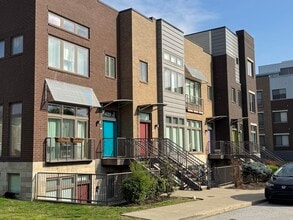 413 Hancock Green Pl in Louisville, KY - Building Photo - Building Photo