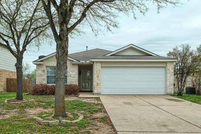 901 Friendship Quilt Ln in Pflugerville, TX - Foto de edificio - Building Photo