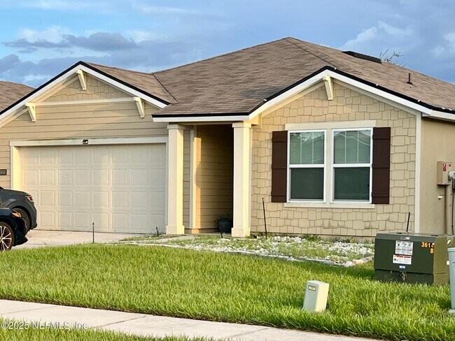 3616 Alta Lakes Blvd in Jacksonville, FL - Building Photo - Building Photo