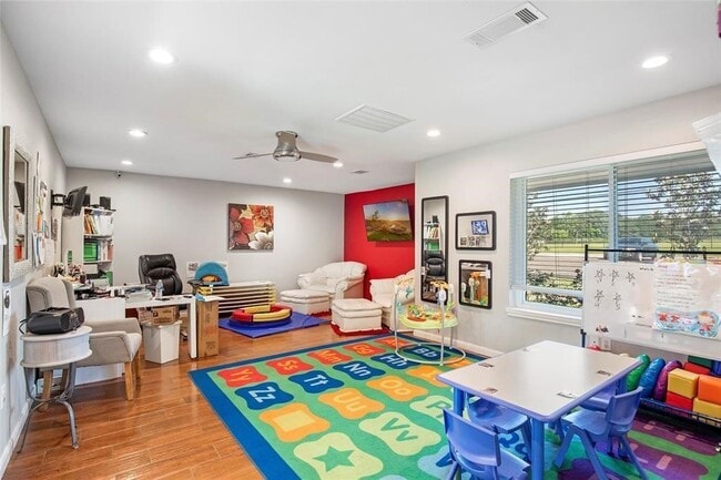 5302 Treaschwig Rd in Spring, TX - Building Photo - Building Photo