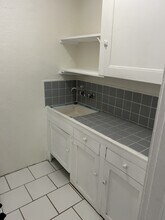 586 Woodland Dr, Unit 586 in Sierra Madre, CA - Building Photo - Building Photo