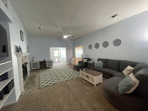 1902 Mistral Ln W in Fort Walton Beach, FL - Building Photo - Building Photo