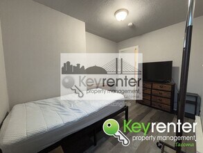 228 E 62nd St in Tacoma, WA - Building Photo - Building Photo