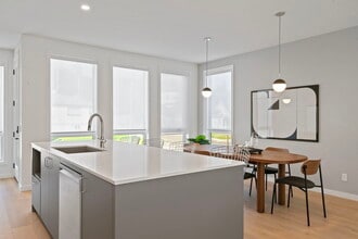 8 8 St SE in Calgary, AB - Building Photo - Building Photo